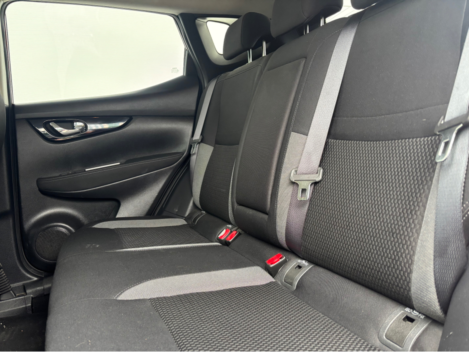 2018 Nissan Qashqai - image 10