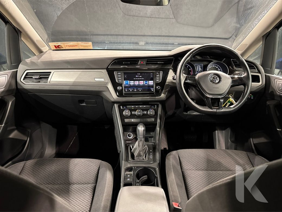 2017 Volkswagen Touran - image 15