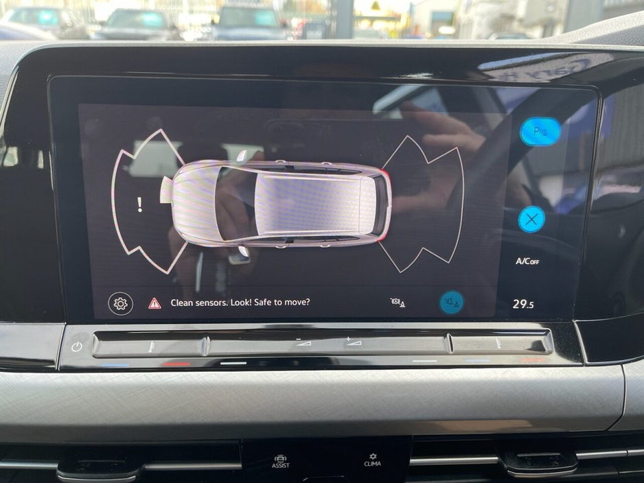 2022 Volkswagen Golf 2.0 TDI Life Estate 5dr Diesel Manual Euro 6 (s/s) (115 ps)