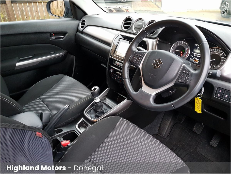 2023 Suzuki Vitara - image 6