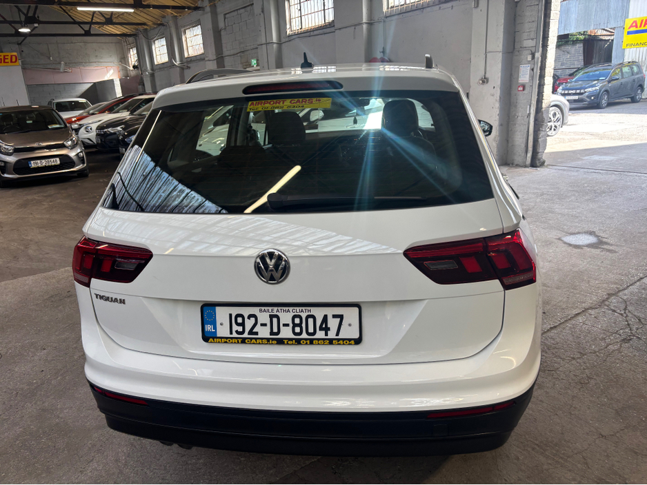 2019 Volkswagen Tiguan - image 5