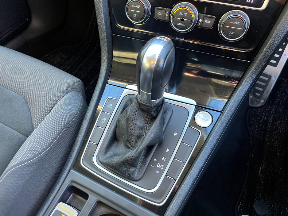 2019 Volkswagen Golf HIGHLINE AUTOMATIC 1.4 PETROL //LOW MILES//HIGH SPEC//REVERSE CAMERA//KEYLESS ENTRY//ADAPTIVE CRUISE CONTROL// €21,950