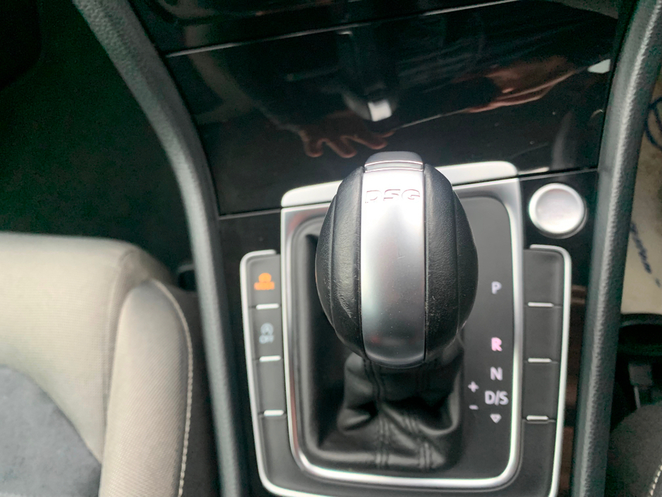 2014 Volkswagen Golf 1.4 TSI 150 BHP HIGHLINE DSG 5DR // LOW MILEAGE // GREAT CONDITION // REVERSE CAMERA, CRUISE AND PRIVACY GLASS // €10,950