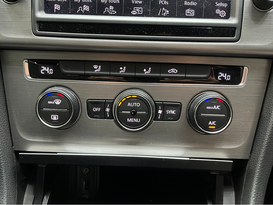 2015 Volkswagen Golf - image 16