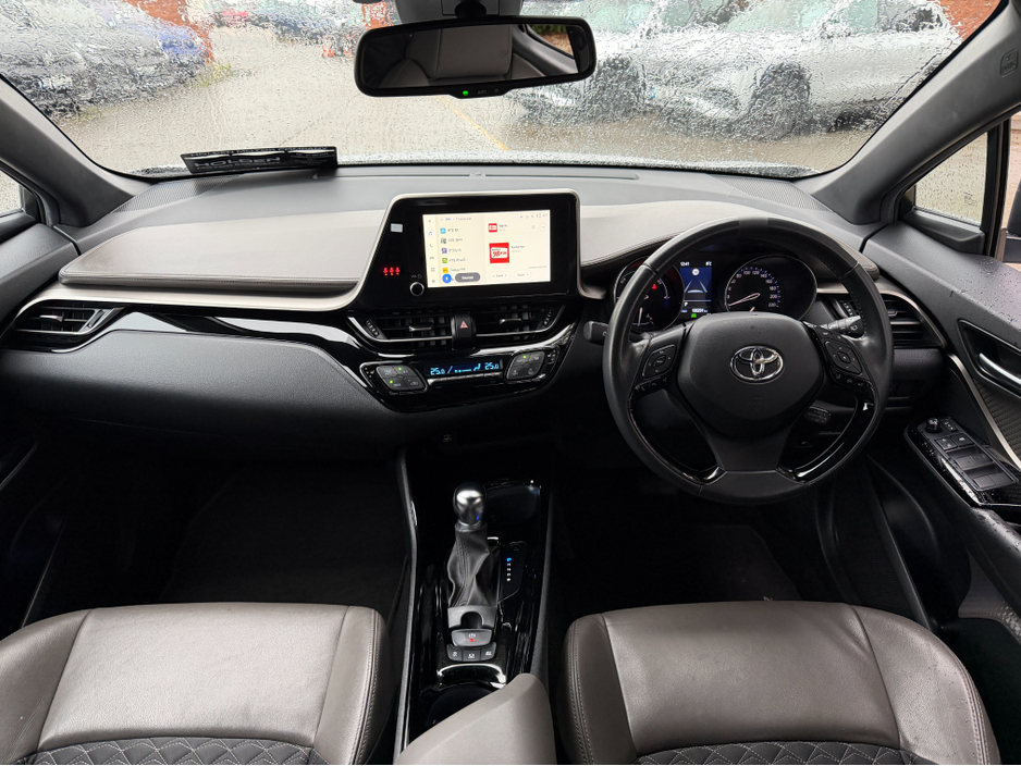 2023 Toyota C-HR HYBRID SOL..RAER CAMERA WITH PARK ASSIST €21,900