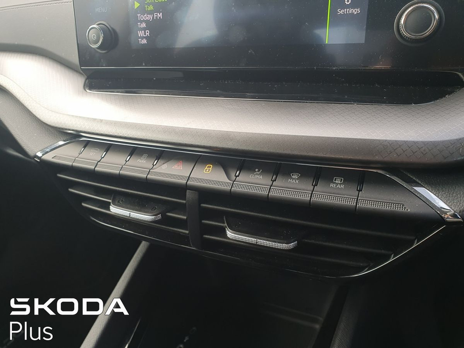 2024 Skoda Octavia Ambition 2.0TDi 150HP - Tiny Mileage 2 Year Warranty €33,995
