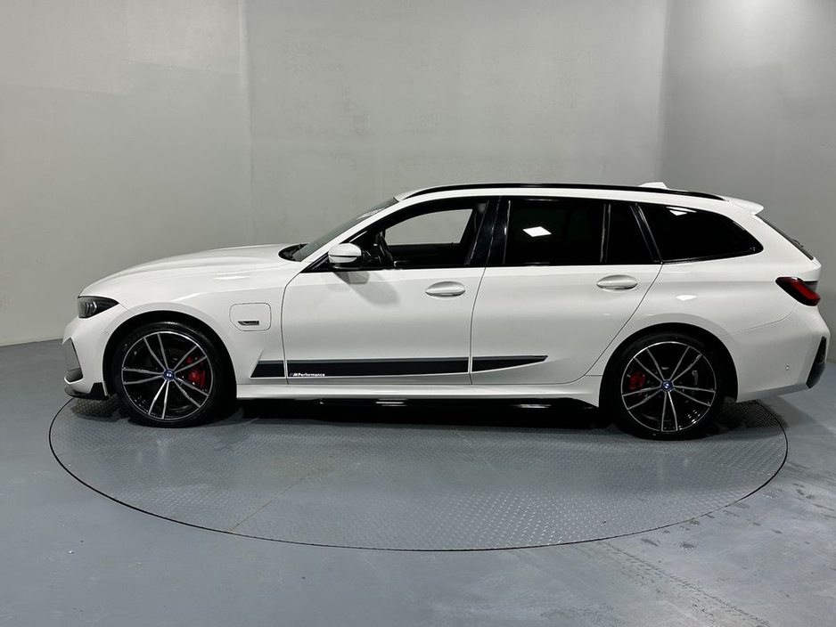 2022 BMW 3 Series 330E M Sport M Performance 222 €39,800