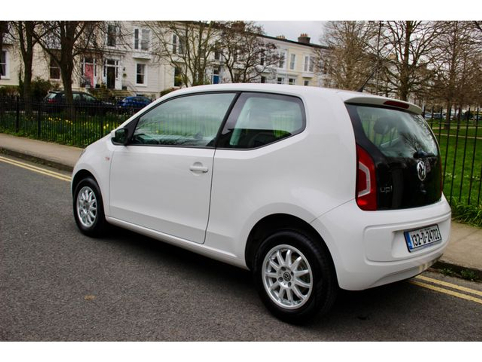 2013 Volkswagen up! - image 6
