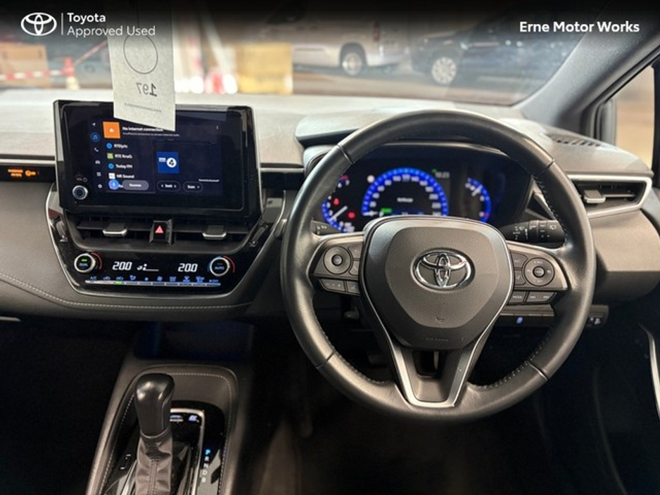 2023 Toyota Corolla - image 12