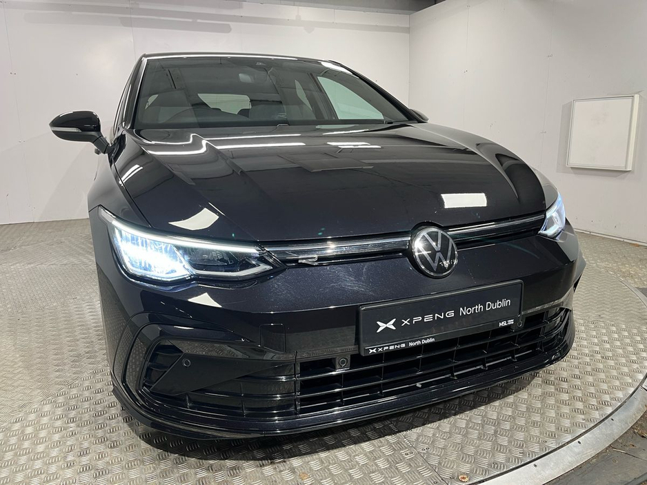 2022 Volkswagen Golf - image 19