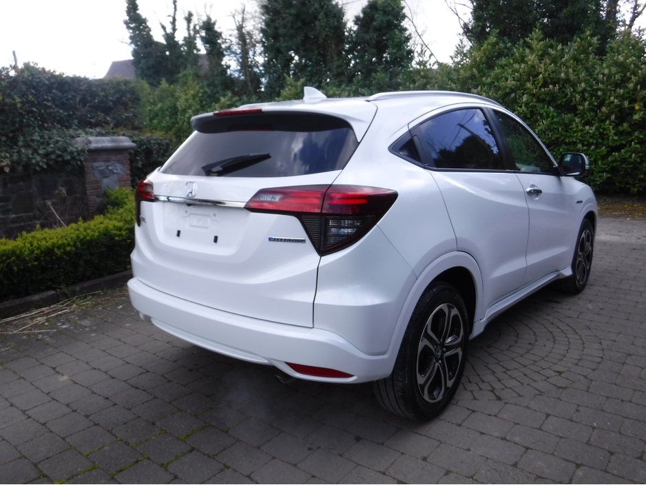 2020 Honda Vezel - image 3