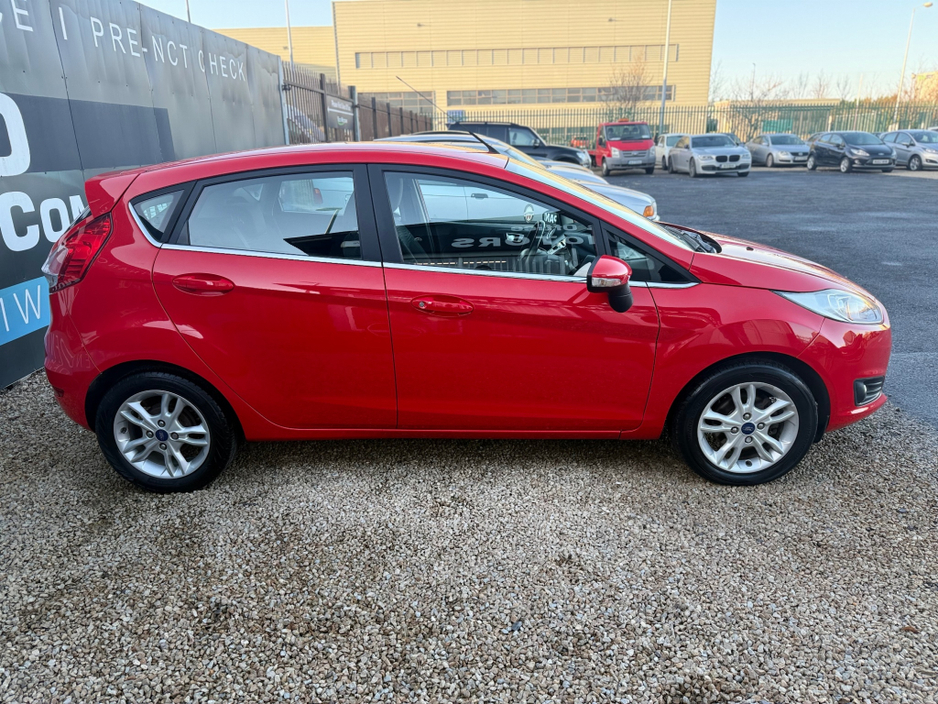 2014 Ford Fiesta ZETEC - 1.2 - LOW INSURANCE - LOW ROAD TAX - IDEAL STARTER/LEARNER CAR OR FAMILY CAR €8,495