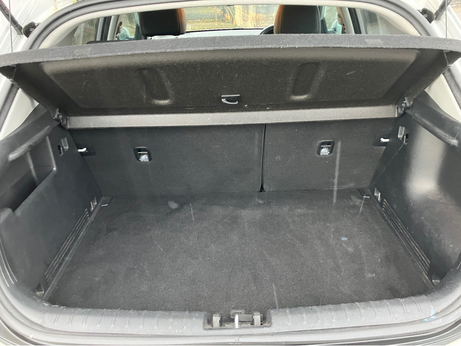 2018 Kia Stonic - image 9