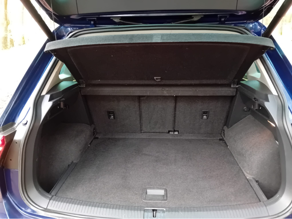 2018 Volkswagen Tiguan - image 39