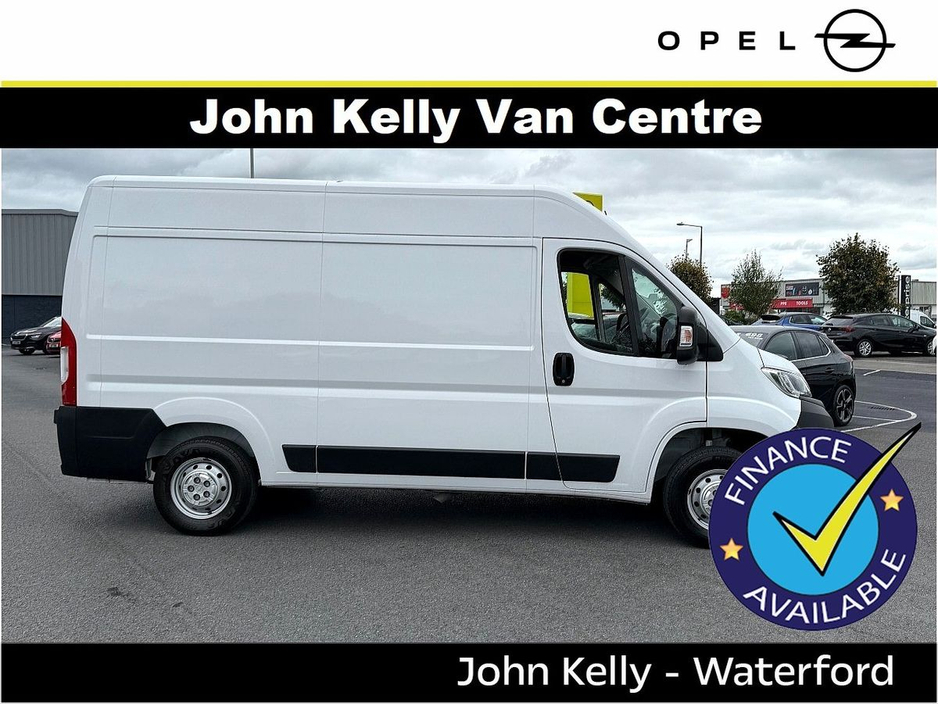 2022 Nissan NV400 L2 H2 €16,995