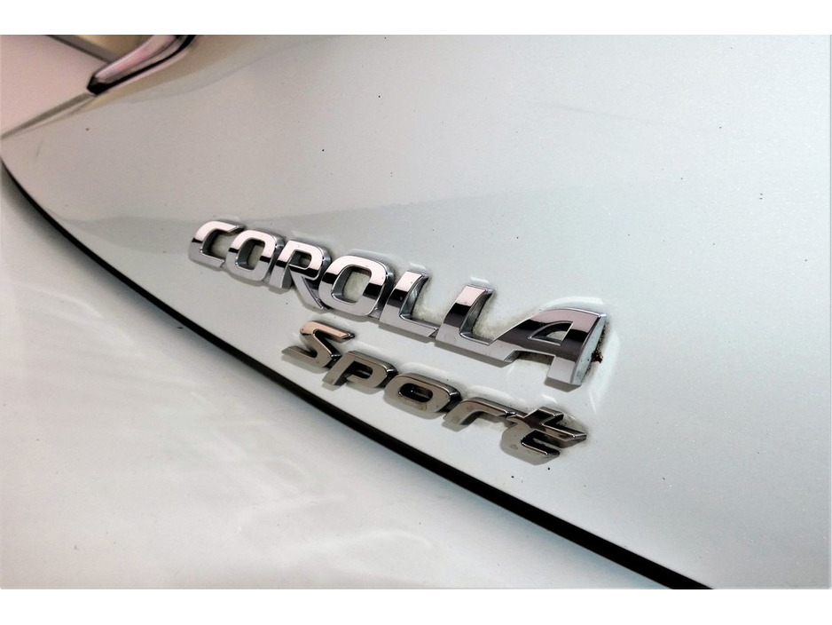 2020 Toyota Corolla - image 23