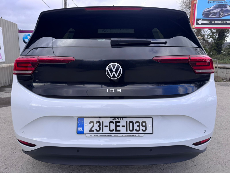 2023 Volkswagen ID.3 - image 12