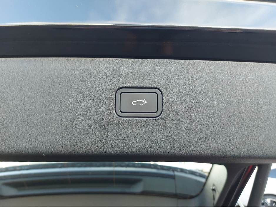 2025 Volvo EX30 SIN MTR RWD PLUS €39,500