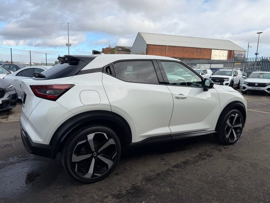 2021 Nissan Juke - image 4