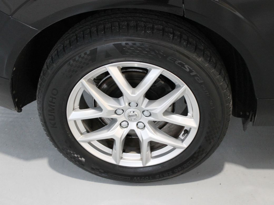 2018 Volvo XC60 D4 AWD Momentum 5DR €23,250