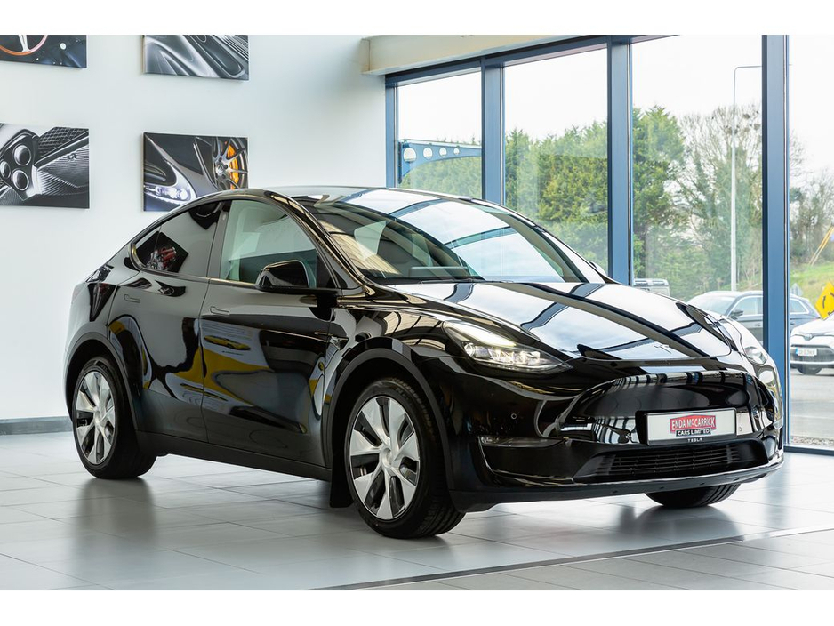 2022 Tesla Model Y - image 2