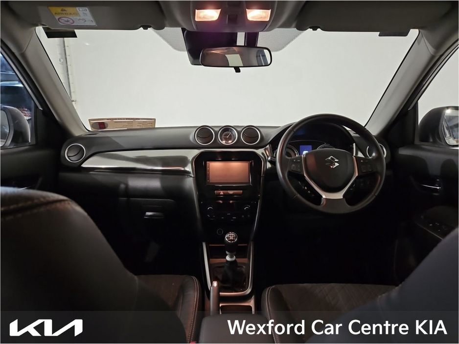 2022 Suzuki Vitara 1.4 Hybrid SZ4 MT €21,895