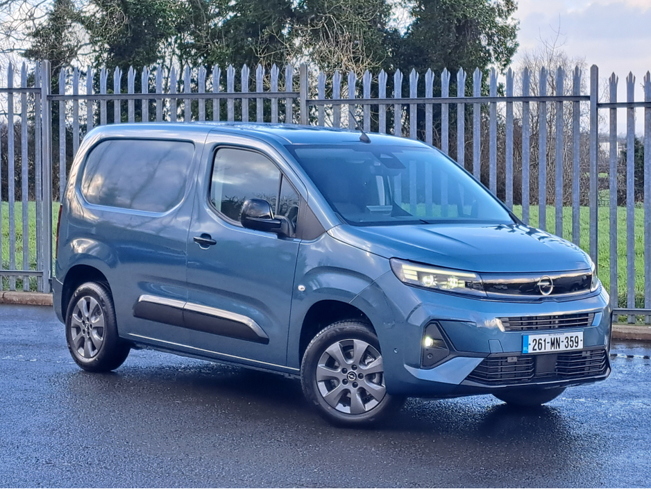2026 Opel Combo SPORTIVE L1H1 1.5TD 100BHP **TOP SPEC**
