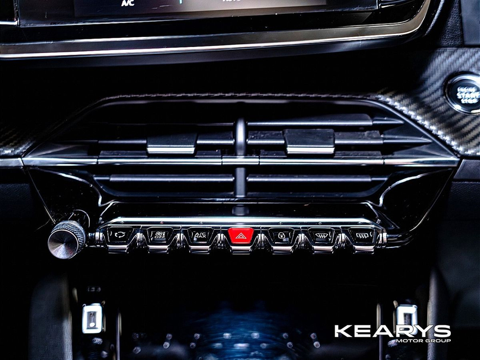 2021 Peugeot 2008 - image 16