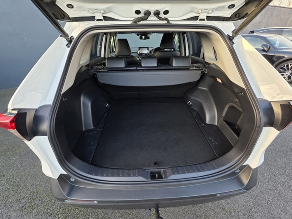 2020 Toyota Rav4 - image 10