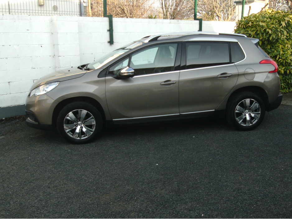 2016 Peugeot 2008 - image 25