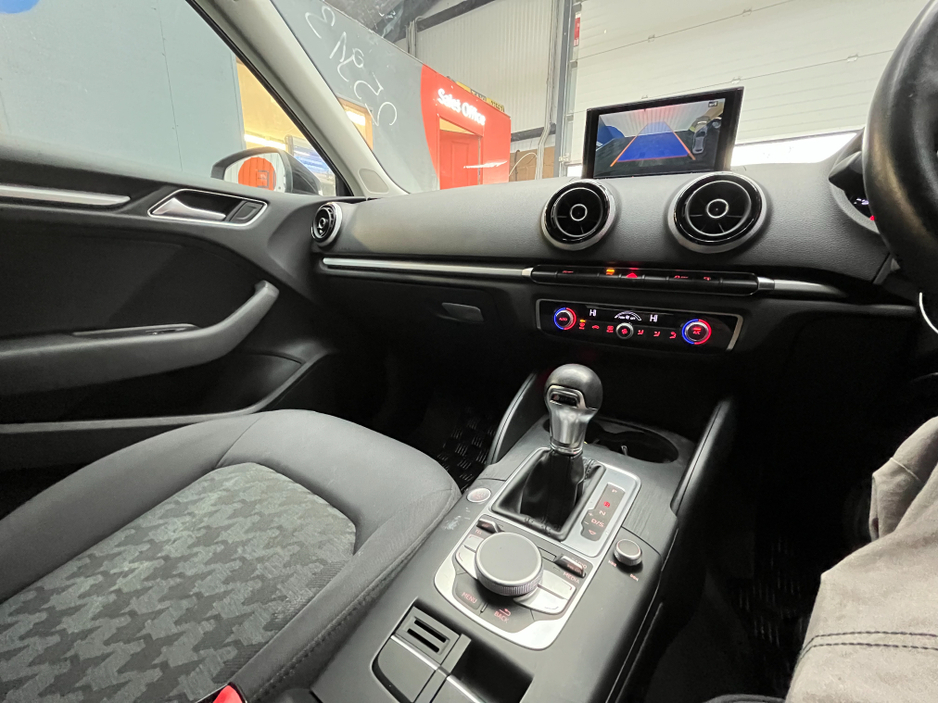 2015 Audi A3 - image 16