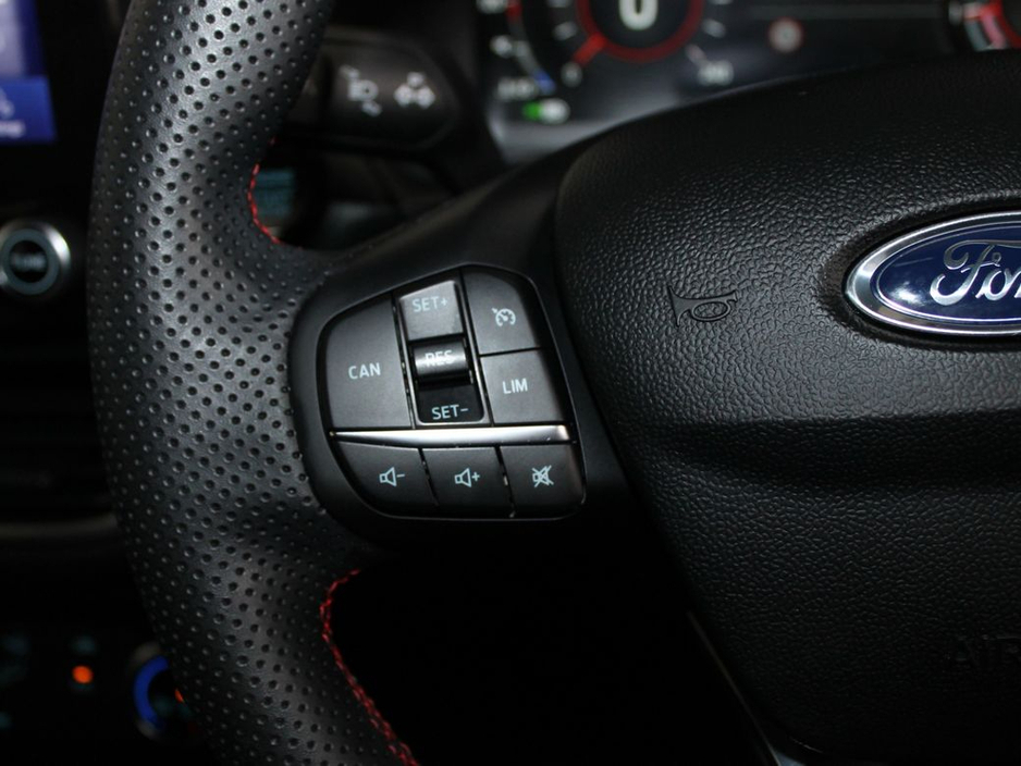 2023 Ford Puma - image 22