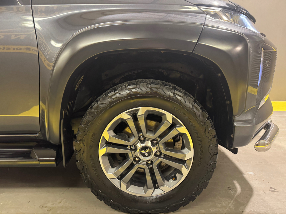 2020 Mitsubishi L200 BARBARIAN X 150PS  2.3 DI-D CR 4 WORK €27,950