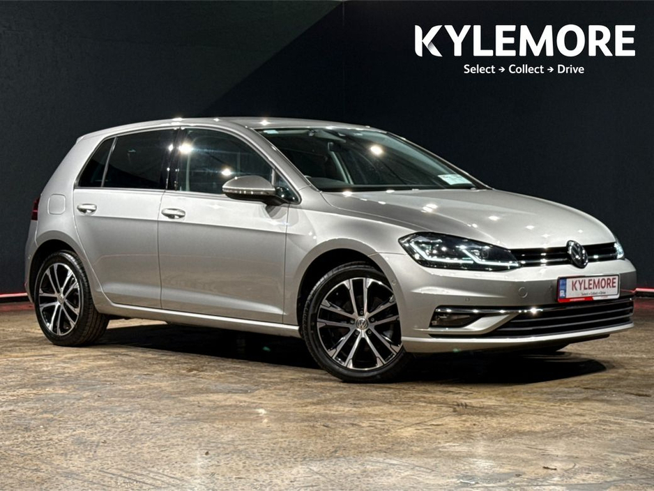 2020 Volkswagen Golf COMFORT LINE MEISTER - UPGRADED FACTORY ALLOYS - CRUISE CONTROL - REVERSE CAMERA - DIGITAL DASH €21,950