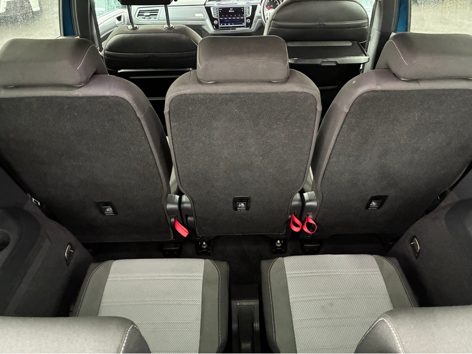 2016 Volkswagen Touran ( 162 REG R-LINE EDITION 1.4 TSI AUTO 7 SEATER CARPLAY ANDROID AUTO  LARGE TOUCH SCREEN -  SPECIALISING IN IMPORTS OF GERMAN AUTOMATIC HI SPEC €18,500