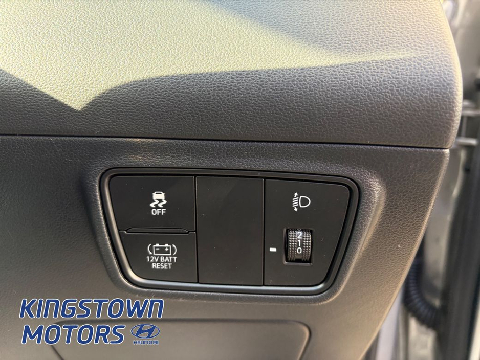 2022 Hyundai Tucson - image 10