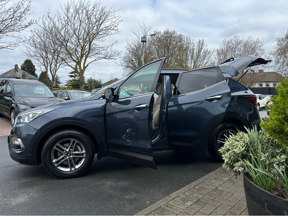 2018 Hyundai Santa Fe - image 7