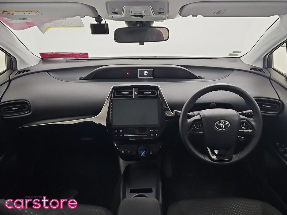 2021 Toyota Prius - image 11