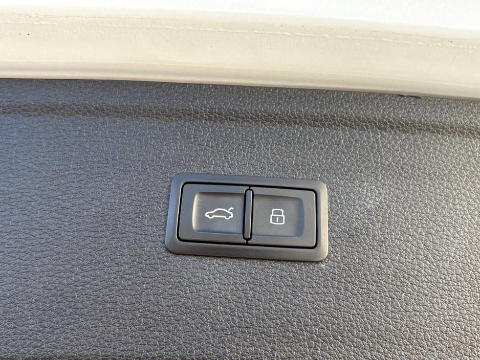 2020 Audi Q5 Quattro S-Line 40 TDi €39,950