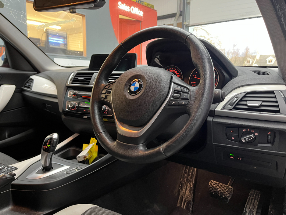 2017 BMW 1 Series - image 10