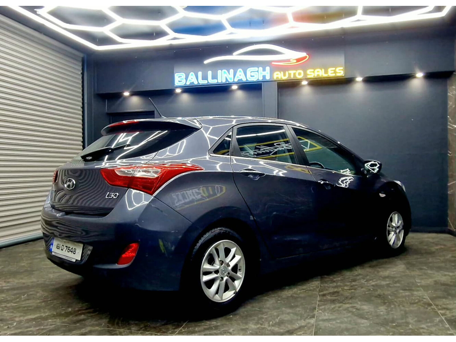 2016 Hyundai i30 - image 10