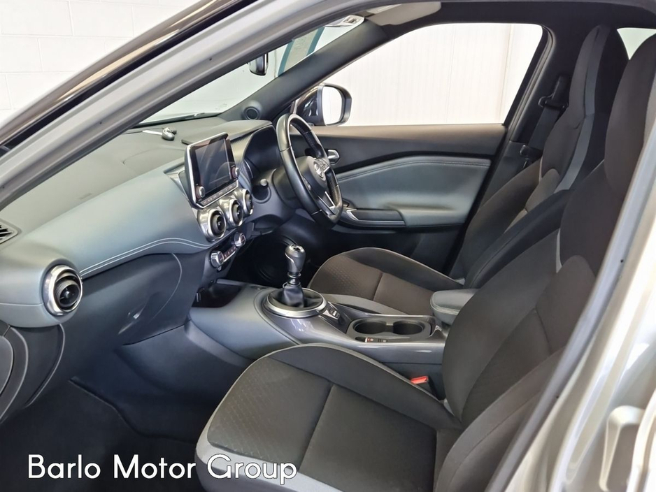 2022 Nissan Juke - image 11