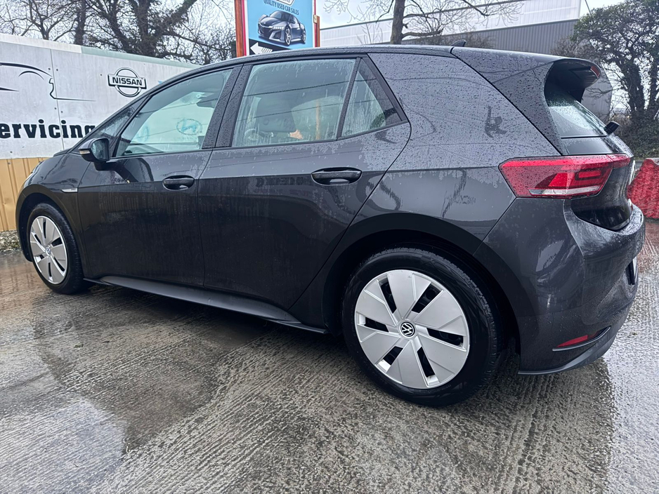 2021 Volkswagen ID.3 PRO 107 KW LIFE 62KWH 145HP 5DR €15,999