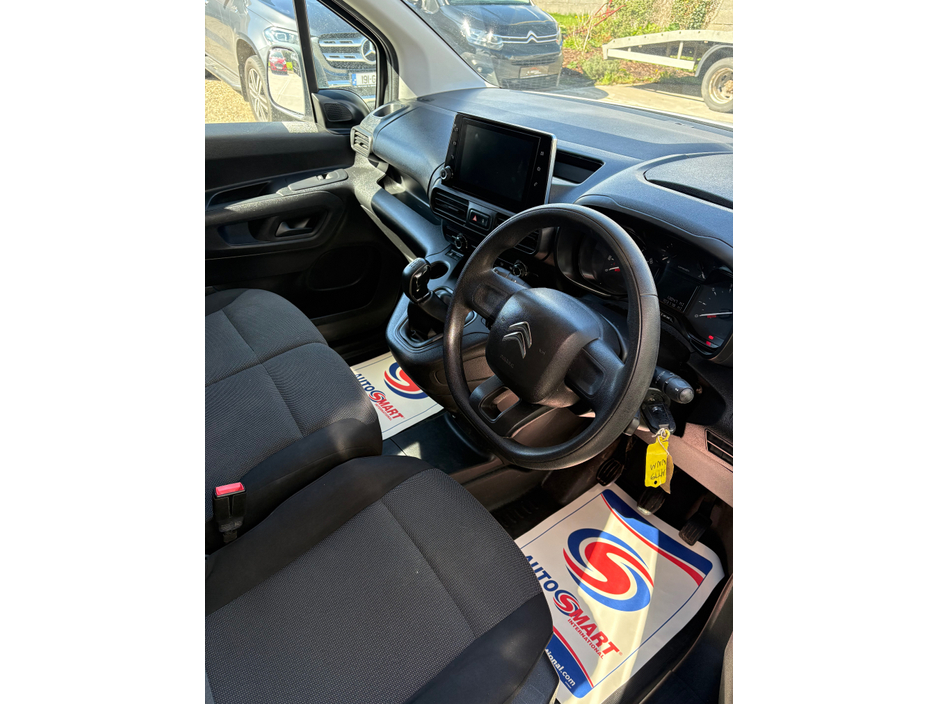2019 Citroen Berlingo - image 8