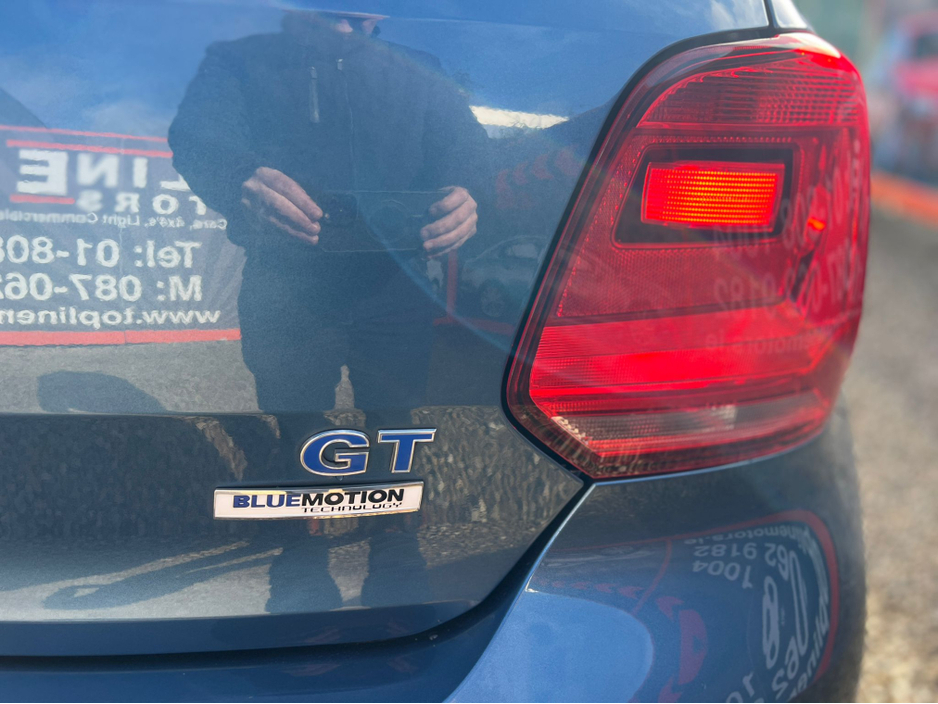 2015 Volkswagen Polo - image 17