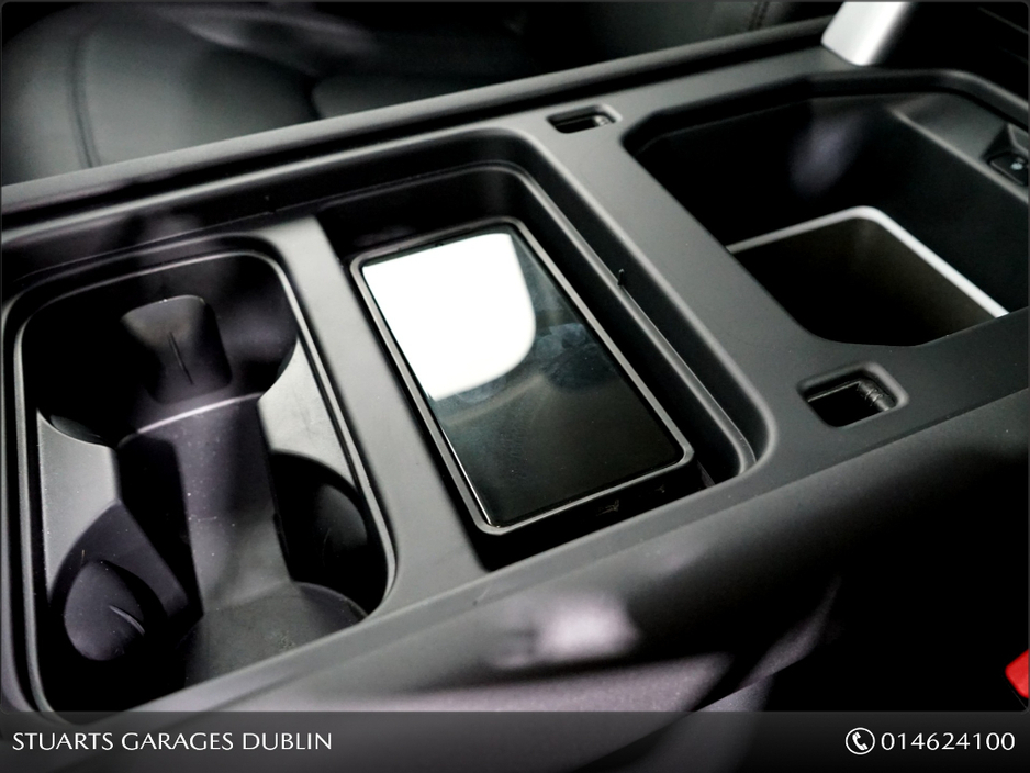 2023 Land Rover Defender - image 17