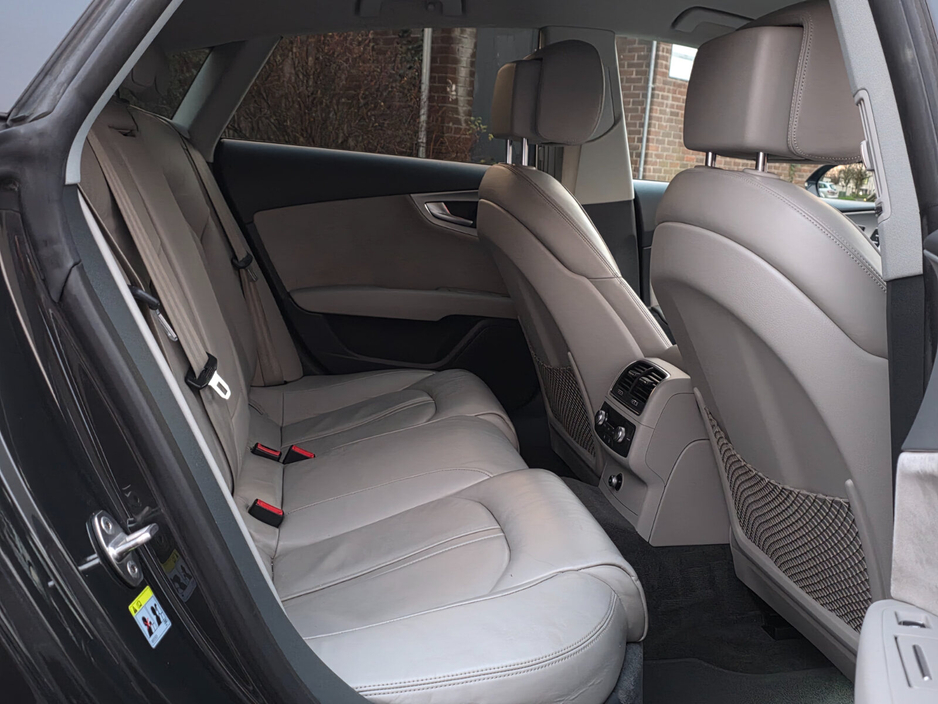2016 Audi A7 - image 18