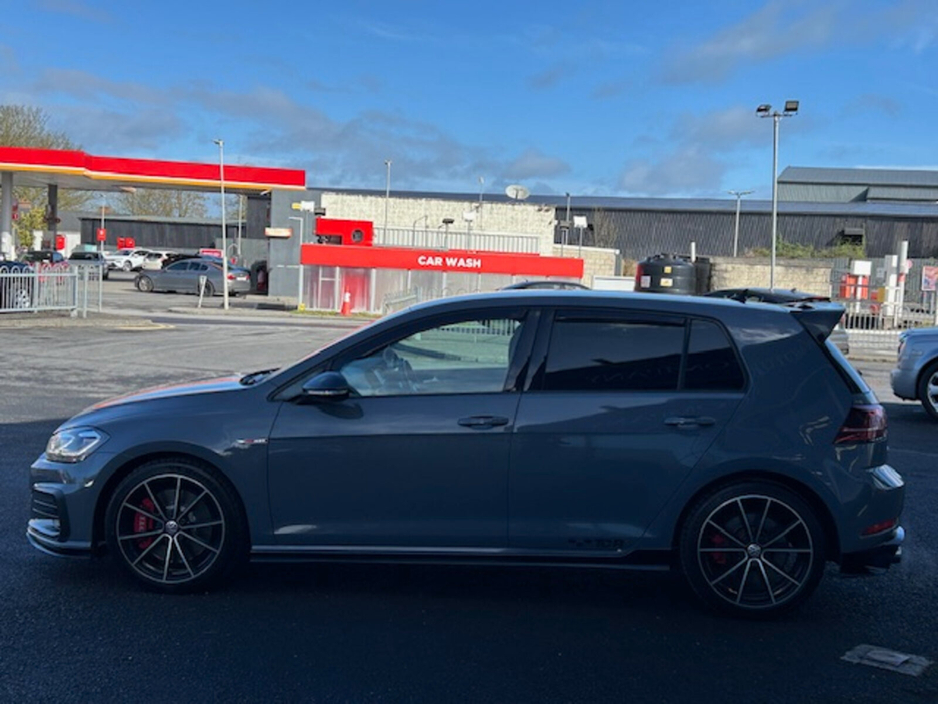 2019 Volkswagen Golf - image 4