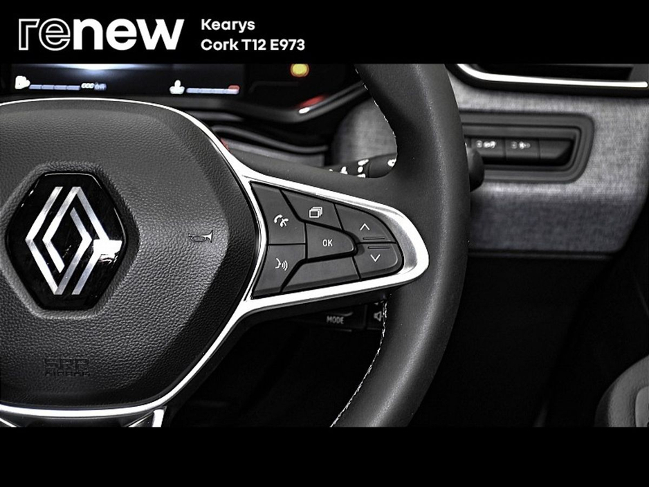 2025 Renault Clio - image 18