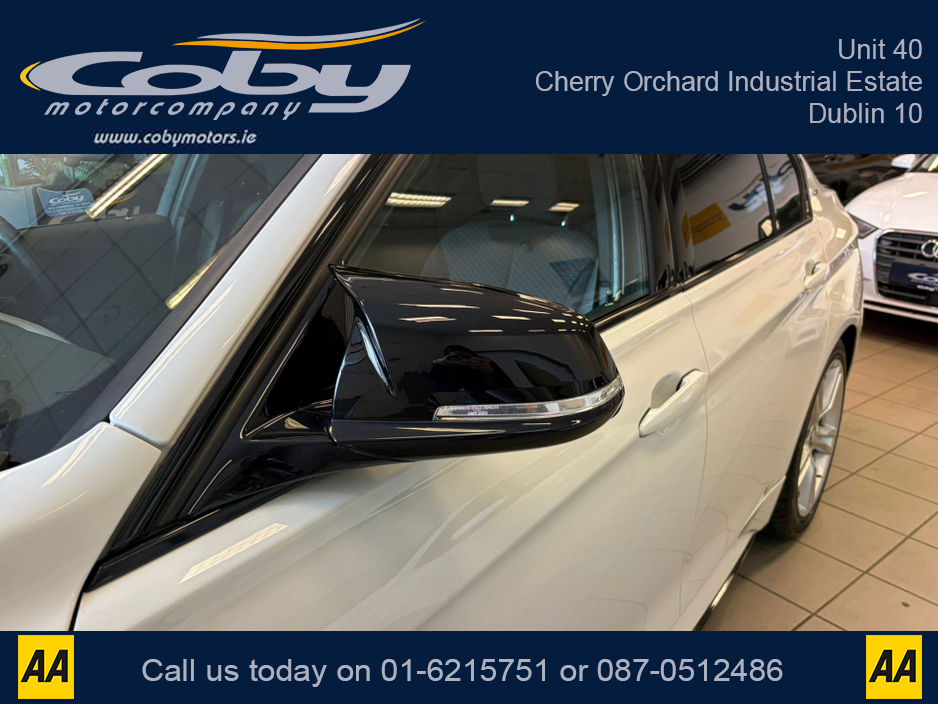 2017 BMW 3 Series - image 17